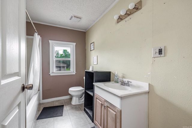 313 W Miller Street, Gurdon, AR 71743