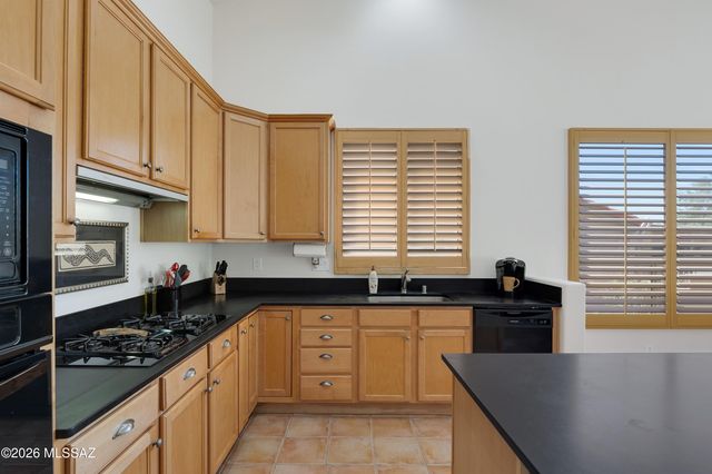 39020 S Moonwood Drive, Tucson, AZ 85739