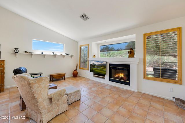 39020 S Moonwood Drive, Tucson, AZ 85739
