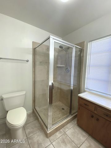 8215 E WINDSOR Avenue, Scottsdale, AZ 85257