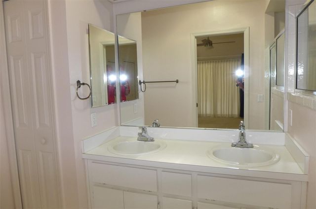 21721 KING RICHARDS WAY, Leesburg, FL 34748