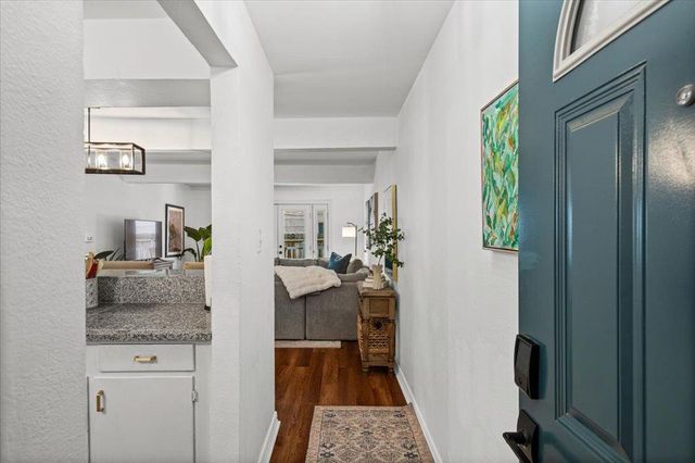 2208 Enfield RD 107, Austin, TX 78703