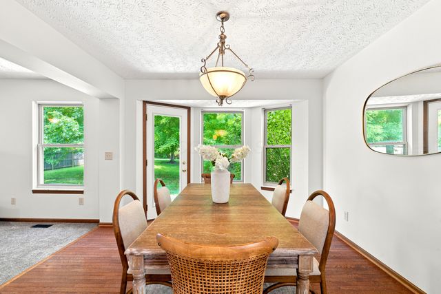 361 Shawnee Loop S, Pataskala, OH 43062