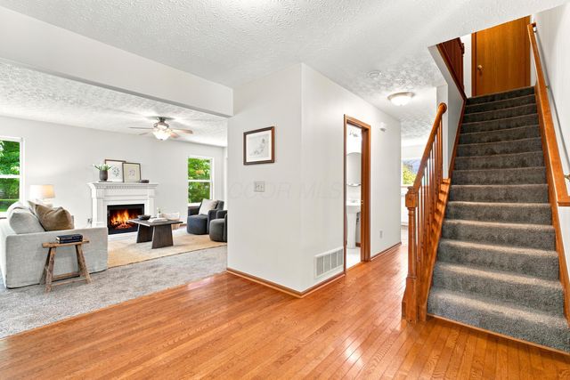 361 Shawnee Loop S, Pataskala, OH 43062