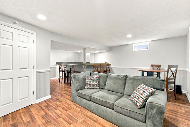 361 Shawnee Loop S, Pataskala, OH 43062