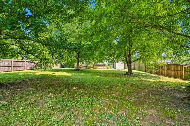 361 Shawnee Loop S, Pataskala, OH 43062