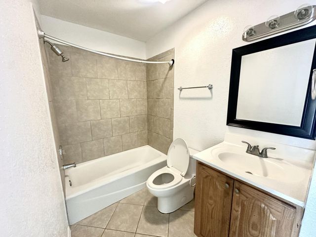 5106 Sanibel Avenue, Fort Pierce, FL 34951