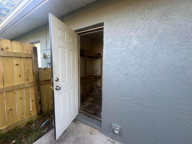5106 Sanibel Avenue, Fort Pierce, FL 34951