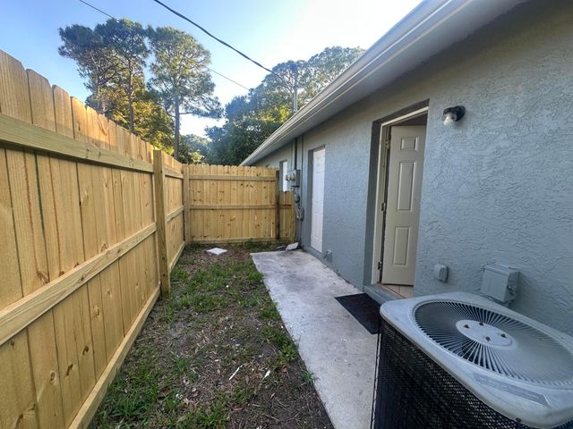5106 Sanibel Avenue, Fort Pierce, FL 34951