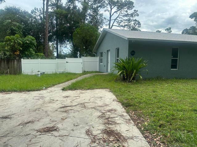 5106 Sanibel Avenue, Fort Pierce, FL 34951