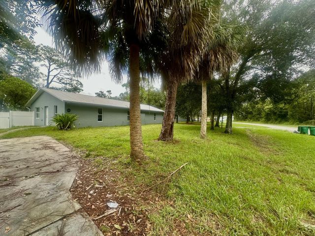 5106 Sanibel Avenue, Fort Pierce, FL 34951