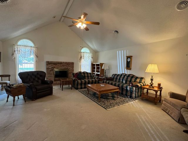 1602 S Eugene Lane, Marion, IL 62959