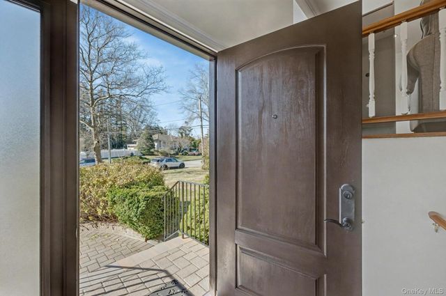 4 Basill Lane, East Northport, NY 11731