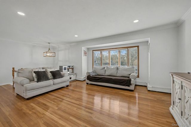 4 Basill Lane, East Northport, NY 11731