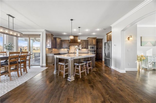 9600 W 164th Street, Overland Park, KS 66085