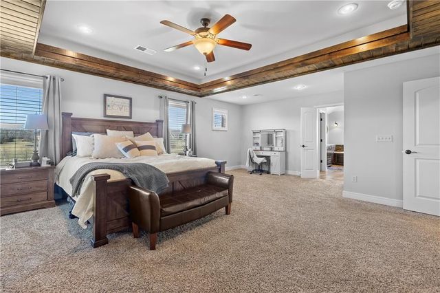 9600 W 164th Street, Overland Park, KS 66085