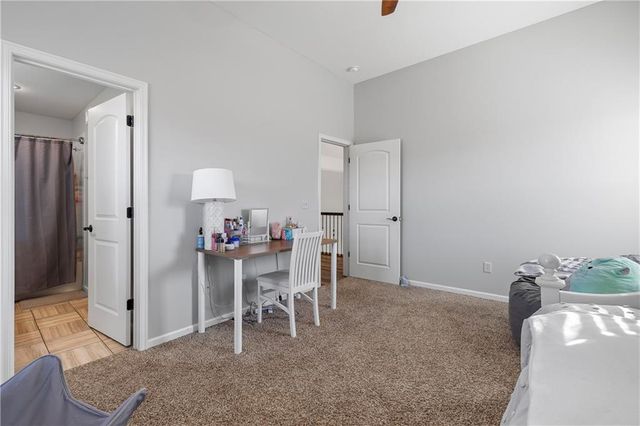 9600 W 164th Street, Overland Park, KS 66085