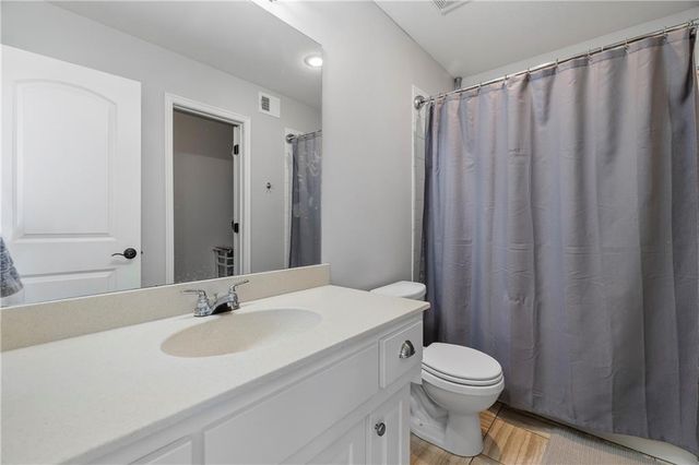 9600 W 164th Street, Overland Park, KS 66085