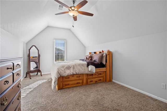 9600 W 164th Street, Overland Park, KS 66085