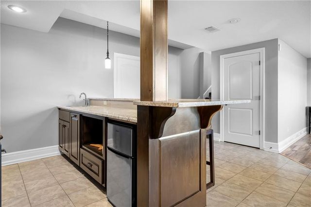 9600 W 164th Street, Overland Park, KS 66085