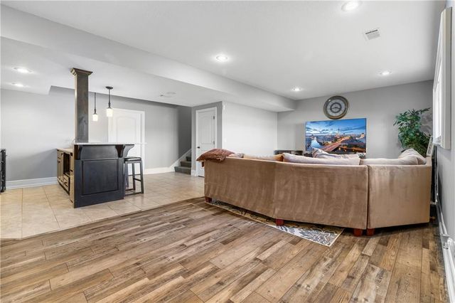 9600 W 164th Street, Overland Park, KS 66085