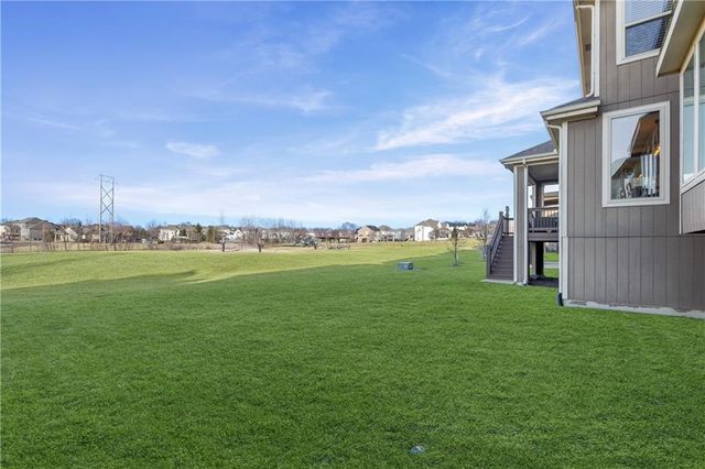 9600 W 164th Street, Overland Park, KS 66085