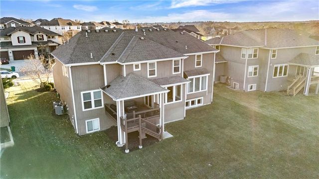 9600 W 164th Street, Overland Park, KS 66085