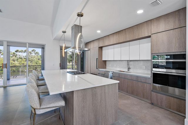 802 Captains Way, Jupiter, FL 33477