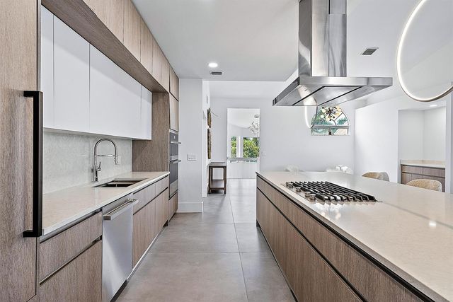 802 Captains Way, Jupiter, FL 33477