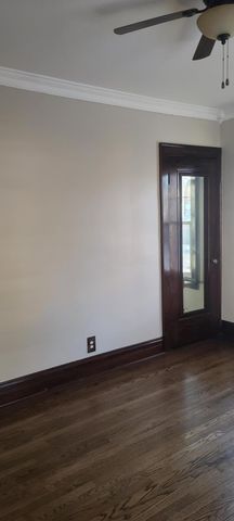 669 S 2nd Street, Chesterton, IN 46304