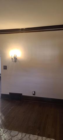 669 S 2nd Street, Chesterton, IN 46304