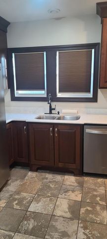 669 S 2nd Street, Chesterton, IN 46304