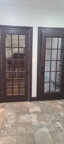 669 S 2nd Street, Chesterton, IN 46304