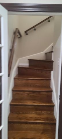 669 S 2nd Street, Chesterton, IN 46304