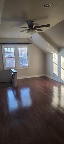 669 S 2nd Street, Chesterton, IN 46304