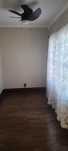 669 S 2nd Street, Chesterton, IN 46304