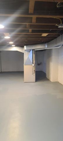 669 S 2nd Street, Chesterton, IN 46304