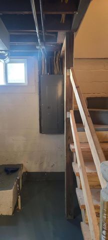 669 S 2nd Street, Chesterton, IN 46304