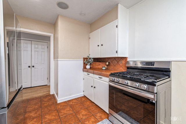906 N Adams Street, San Angelo, TX 76901