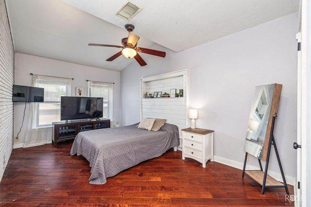 906 N Adams Street, San Angelo, TX 76901
