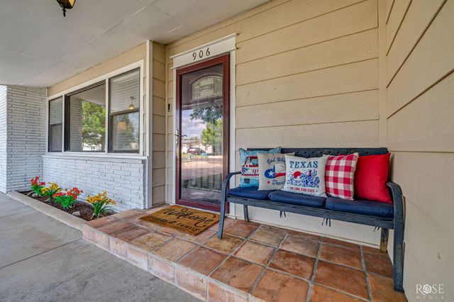 906 N Adams Street, San Angelo, TX 76901