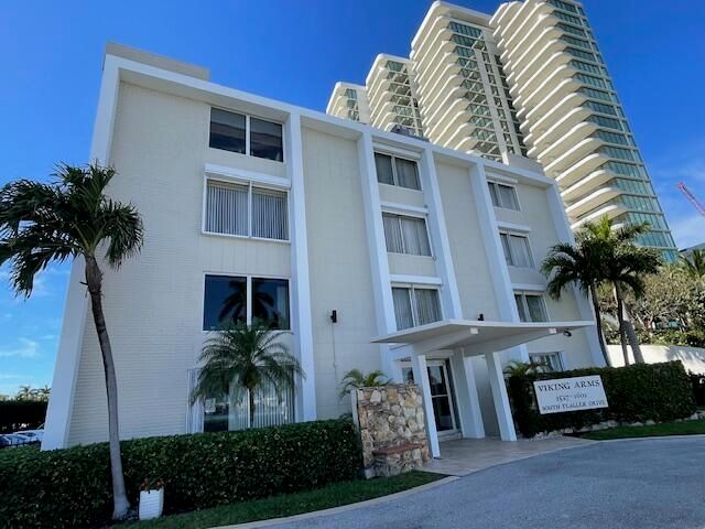 1601 S Flagler Drive 107o, West Palm Beach, FL 33401