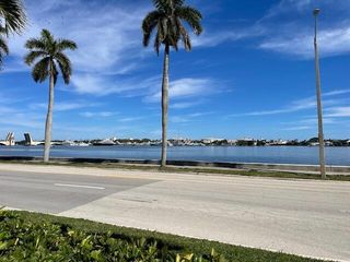 1601 S Flagler Drive 107o, West Palm Beach, FL 33401
