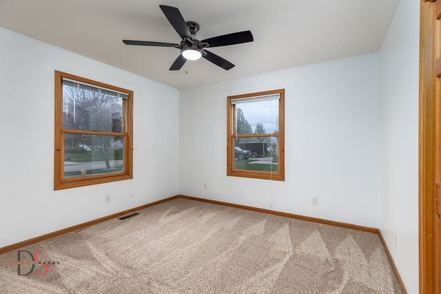 1415 Shaws Lane, Ottawa, IL 61350