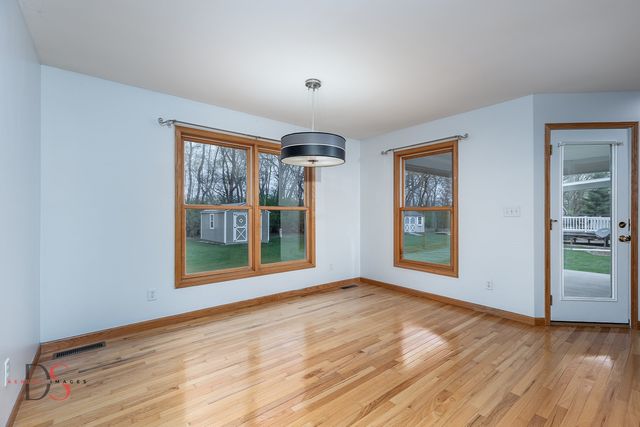 1415 Shaws Lane, Ottawa, IL 61350