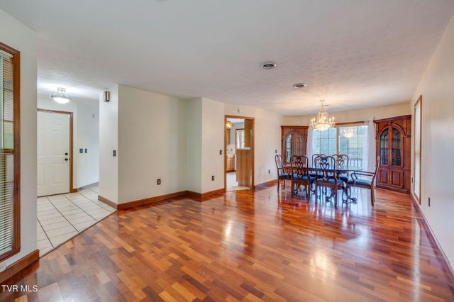 23075 Montego Bay Road, Abingdon, VA 24211