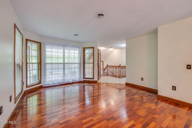 23075 Montego Bay Road, Abingdon, VA 24211