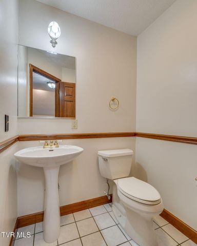 23075 Montego Bay Road, Abingdon, VA 24211