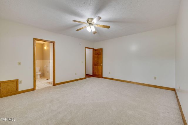 23075 Montego Bay Road, Abingdon, VA 24211