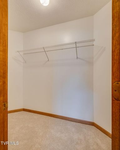 23075 Montego Bay Road, Abingdon, VA 24211
